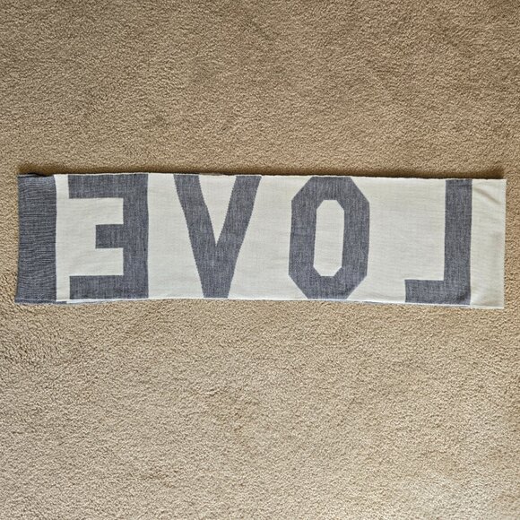 Rebecca Minkoff LOVE Scarf Grey White - Picture 3 of 8